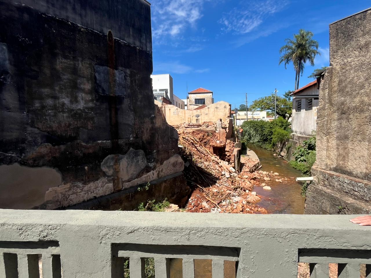 Imagem de Prefeitura anuncia desapropriação de casas próximas ao Córrego São João para ampliar segurança contra alagamentos