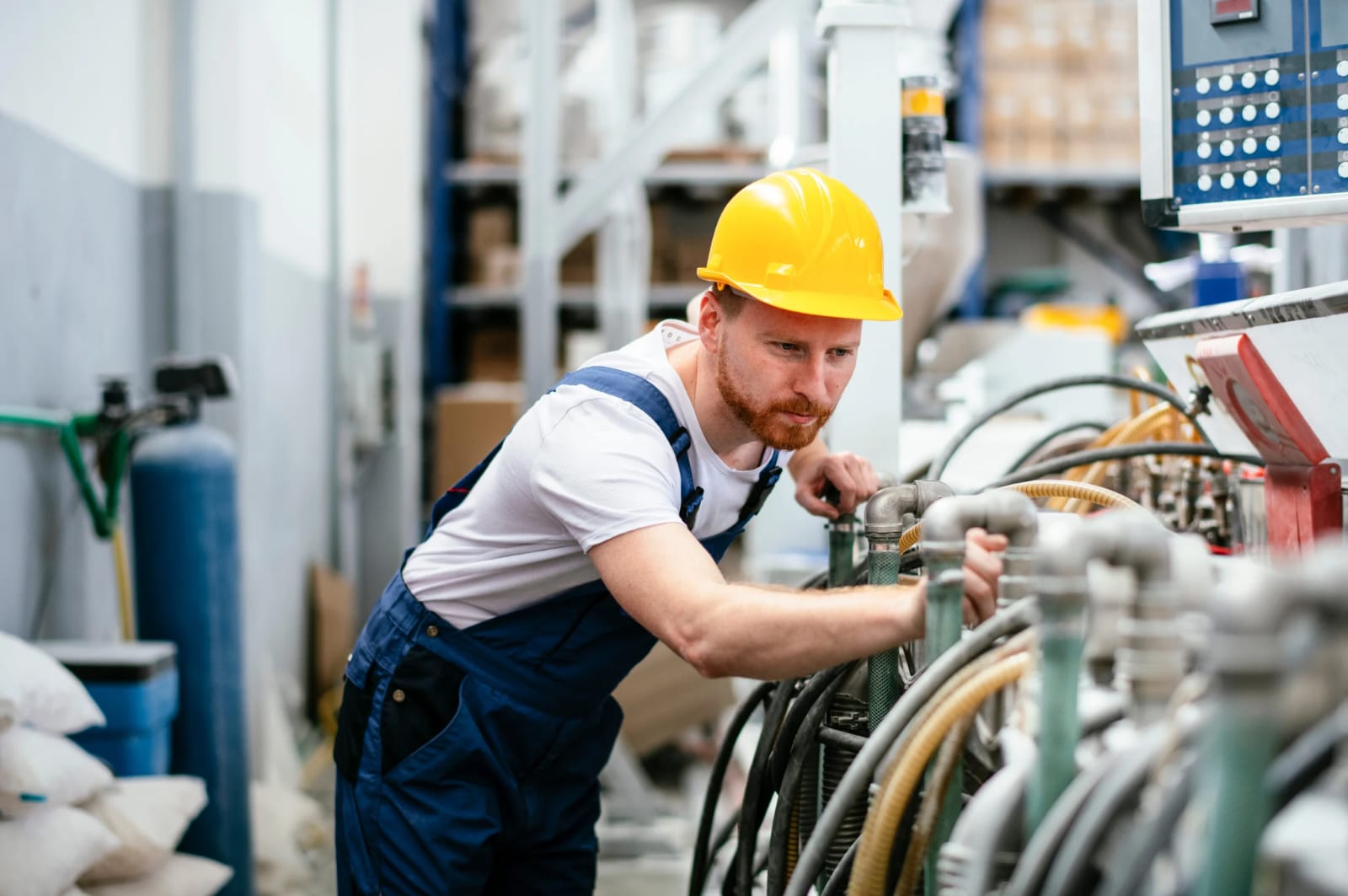 Imagem de Indústria sustenta saldo positivo de empregos em janeiro na região